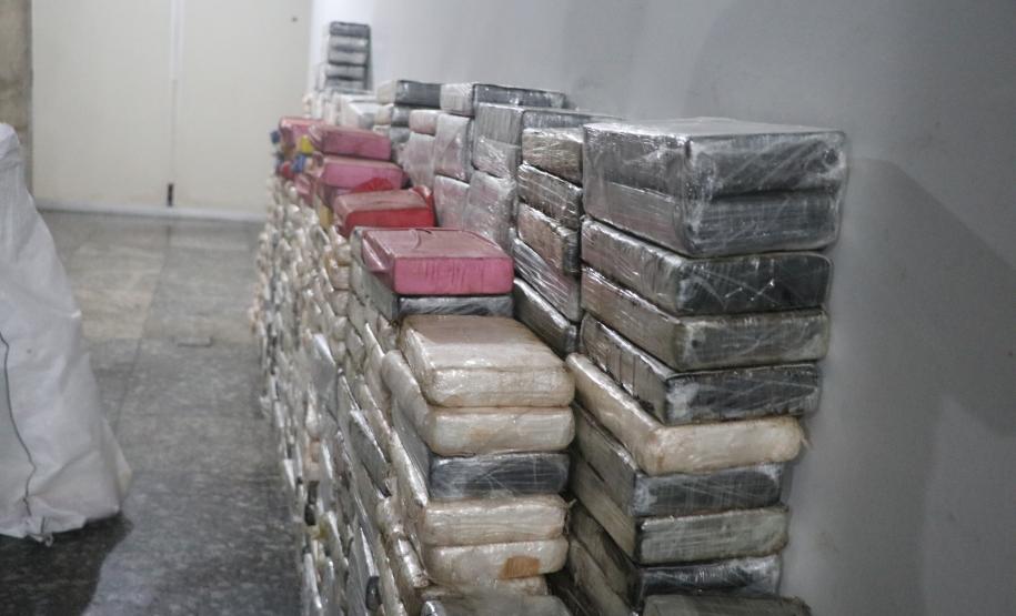 Policiais militares da ROTAM de Paranaguá localizam depósito com pasta base de cocaína estimada em R$ 150 milhões