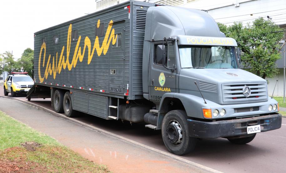 Operação da PM reforça policiamento em alguns bairros de Curitiba