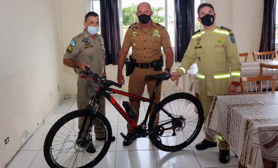 Entrega Bicicleta Matinhos