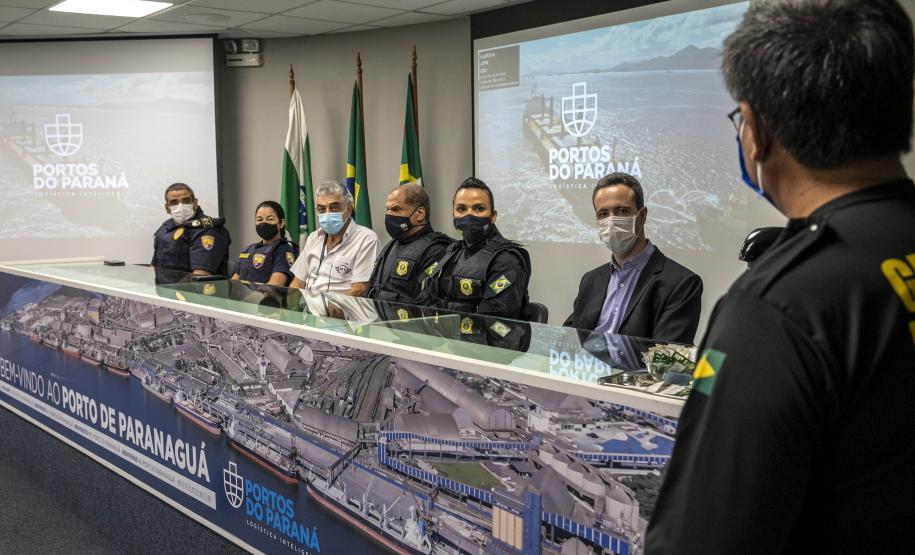 Trabalho de segurança do Porto de Paranaguá pauta aula prática do Curso Superior da PMPR