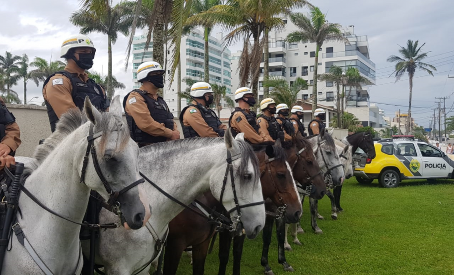Polícia Militar reforça policiamento no Litoral com unidades especializadas