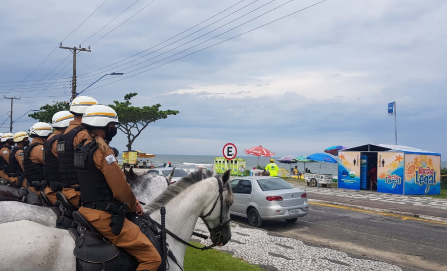 Polícia Militar reforça policiamento no Litoral com unidades especializadas