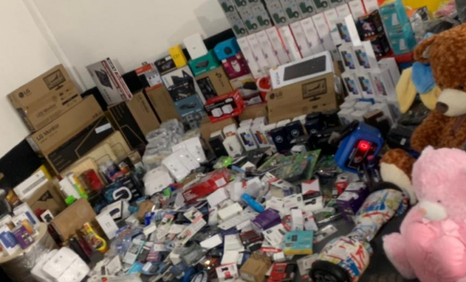 BPRv apreende 53 pneus e diversos produtos contrabandeados no interior do estado