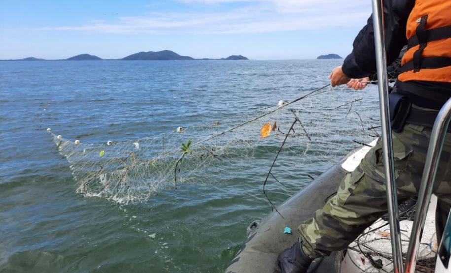 Baías de Guaratuba e Paranaguá recebem policiamento aquático da Polícia Ambiental