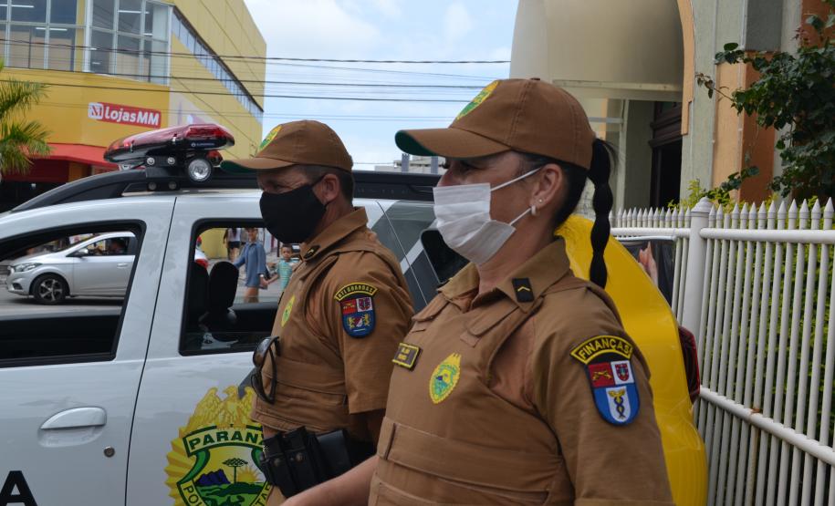 Mais de 25 mil pessoas são abordadas e 323 presas pela Polícia Militar durante o Carnaval 2022 no Paraná