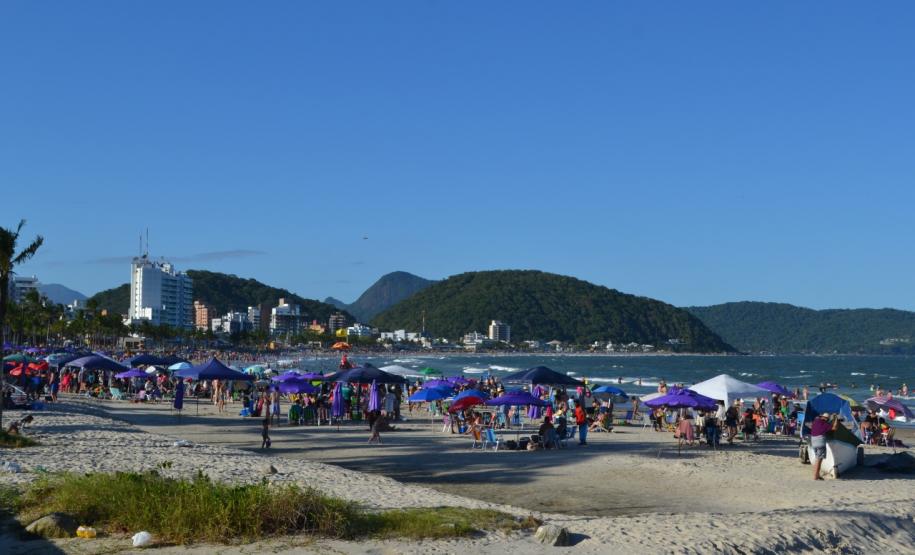PM orienta sobre cuidados com a casa de praia e atitudes de prevenção na areia durante o Carnaval