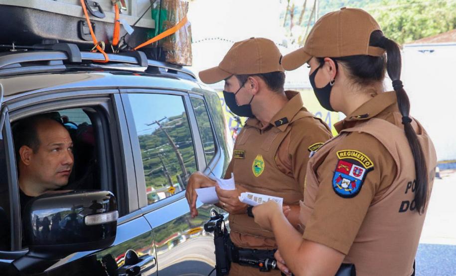 PM faz segurança de mais de meio milhão de pessoas nas praias durante o Carnaval