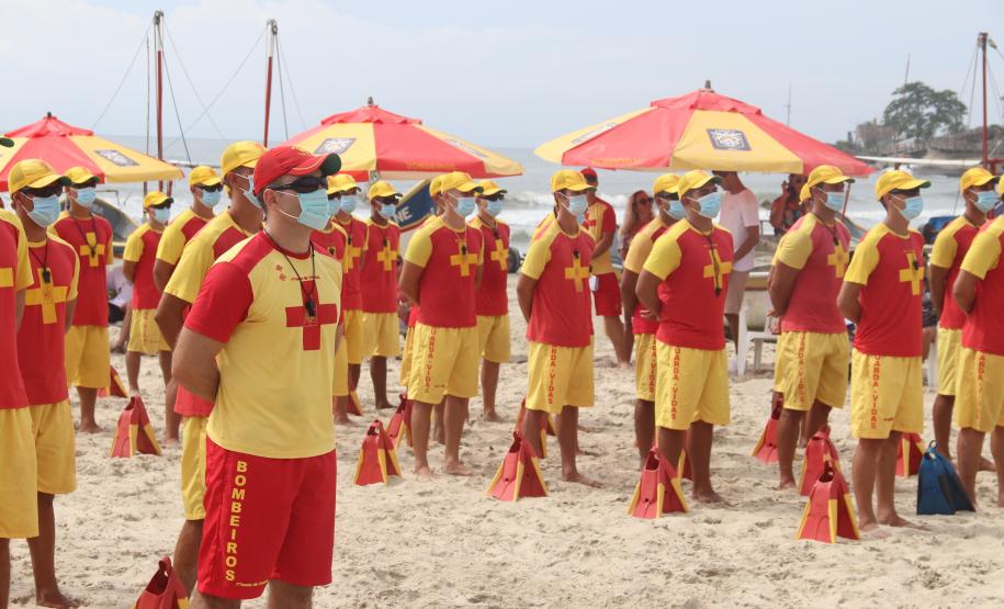 Corpo de Bombeiros forma 55 guarda-vidas civis voluntários no Litoral