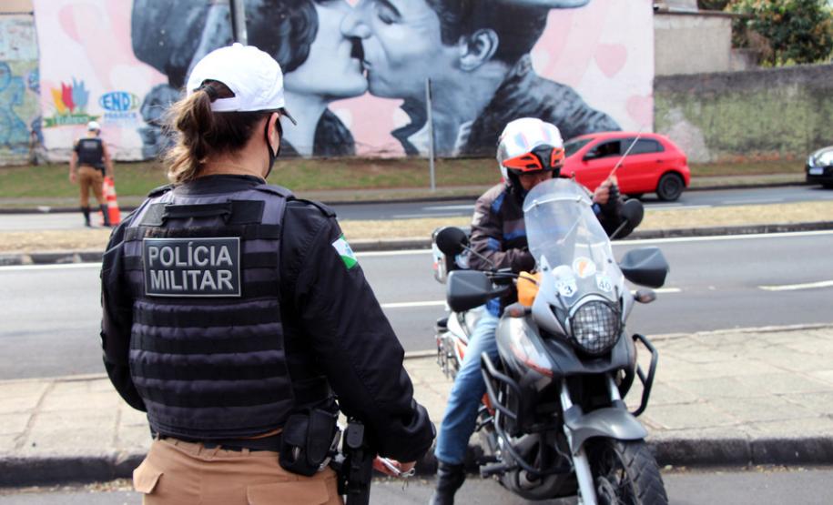 Dados do BPTran mostram que mais da metade dos acidentes de trânsito em Curitiba envolvem motos
