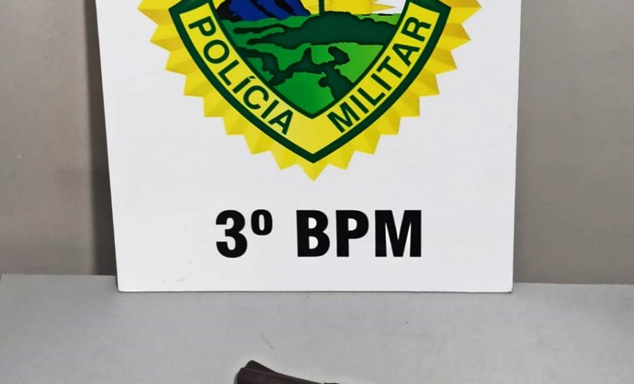 PM apreende quatro armas de fogo após denúncias de violência doméstica em Sudoeste do estado