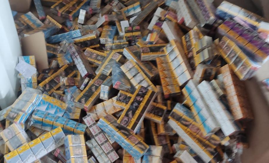 PM prende três homens e recupera carga de cigarros roubada em Curitiba