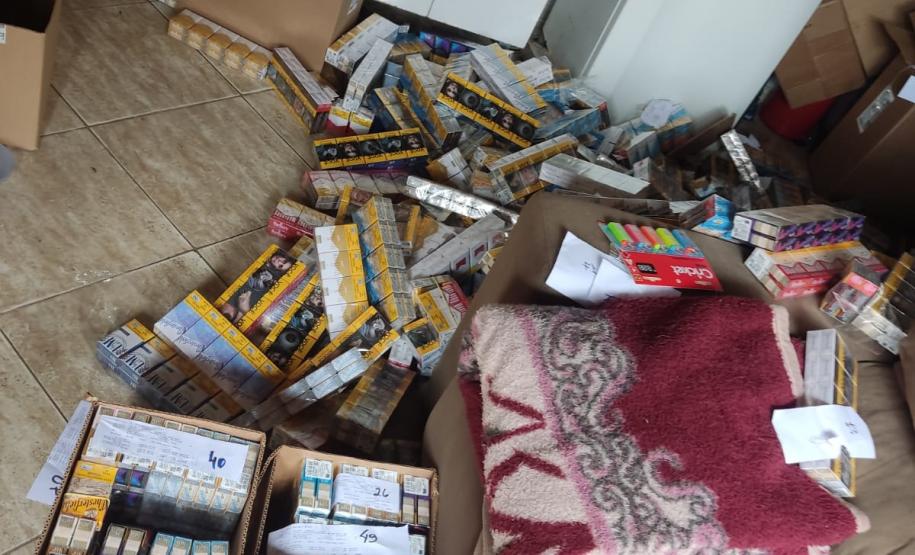 PM prende três homens e recupera carga de cigarros roubada em Curitiba