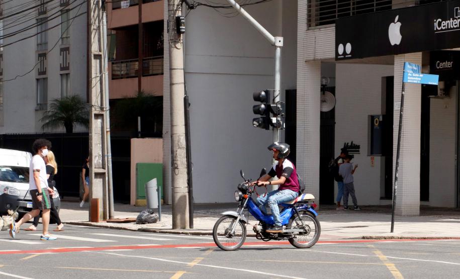 Ciclomotores e bicicletas elétricas precisam seguir recomendações de segurança