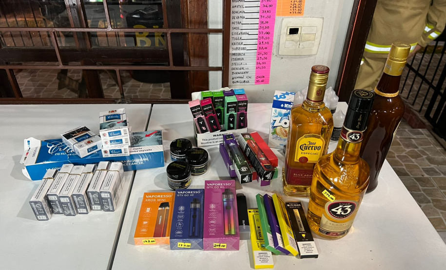 AIFU encaminha seis pessoas e apreende drogas e cigarros eletrônicos em Curitiba