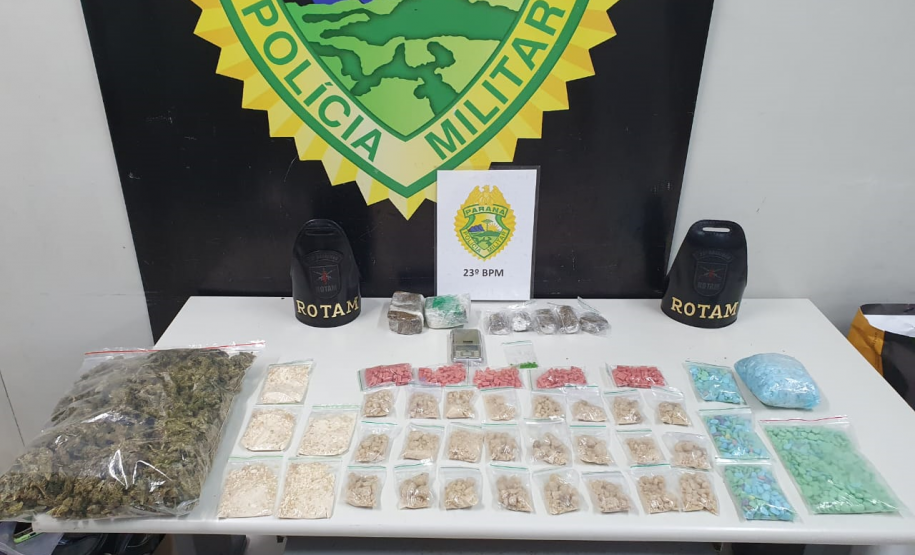 Na Capital do estado, PM prende dois homens e apreende mais de 3,4 quilos de drogas na CIC