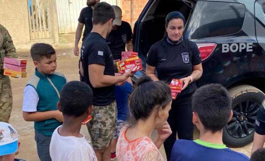 ENTREGA DE CHOCOLATES PÁSCOA BOPE 2022