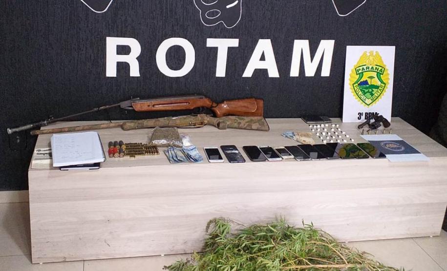 Em Pato Branco (PR), PM cumpre sete Mandados Judiciais e apreende três armas de fogo