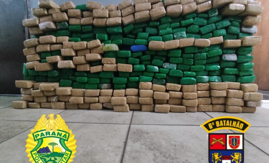 CHOQUE 6º BPM APREENDE 240KG DE MACONHA