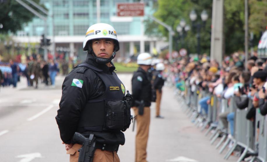 Tropas da Polícia Militar participam do desfile cívico-militar alusivo ao Dia da Independência.