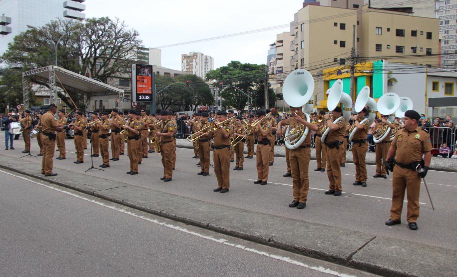 Tropas da Polícia Militar participam do desfile cívico-militar alusivo ao Dia da Independência.