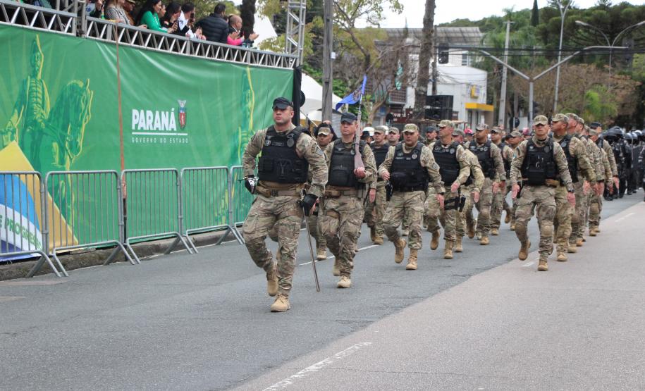 Tropas da Polícia Militar participam do desfile cívico-militar alusivo ao Dia da Independência.
