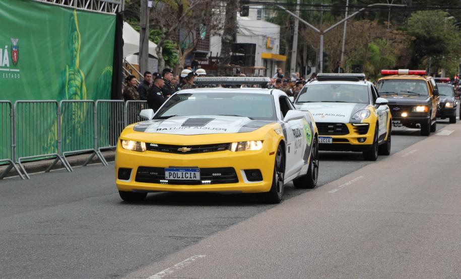 Tropas da Polícia Militar participam do desfile cívico-militar alusivo ao Dia da Independência.