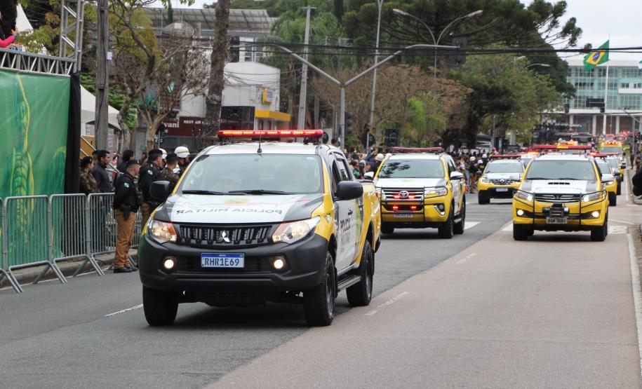 Tropas da Polícia Militar participam do desfile cívico-militar alusivo ao Dia da Independência.