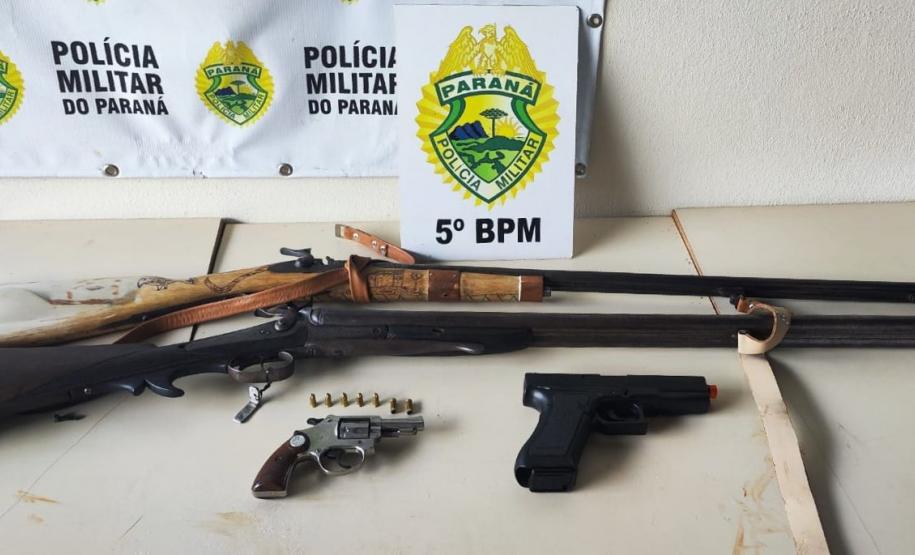 Os armamentos foram apreendidos no Parque Ouro Branco em Londrina, na tarde desta segunda-feira (4).