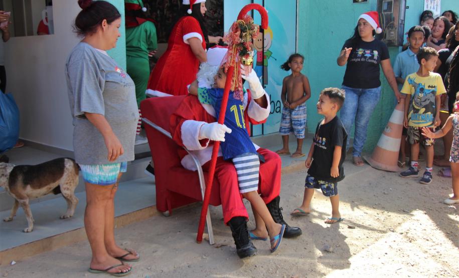 Policiais militares do COPOM arrecadam e doam 1,1 mil brinquedos para Projeto Amigos do Caximba