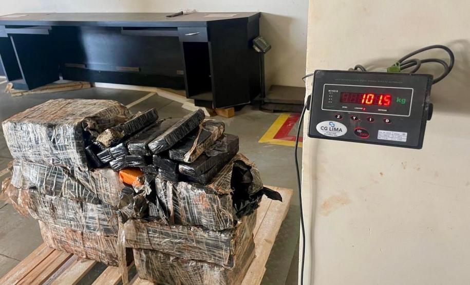 O prejuízo estimado ao tráfico de drogas com esta apreensão é de R$ 202.000,00