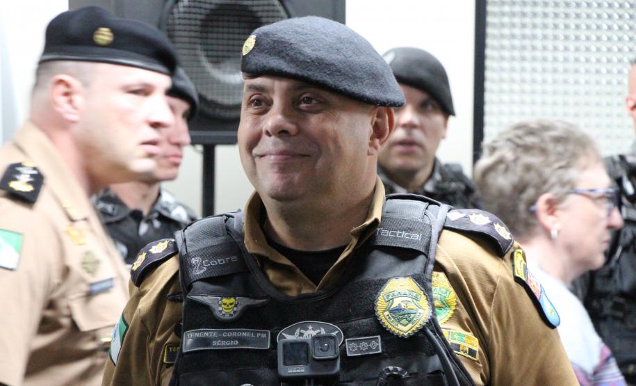 Os visitantes têm a chance de ver de perto documentos históricos