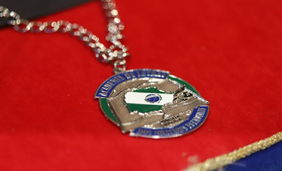 O evento contou com a presença de diversas autoridades civis e militares, além de amigos e familiares dos membros da academia