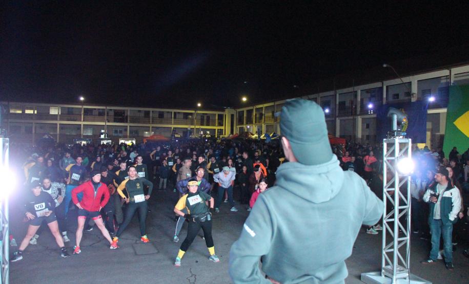 O evento contou com categorias diversificadas, incluindo masculino, feminino, militares, Pessoas com Deficiência (PCDs) e até mesmo uma categoria Kids