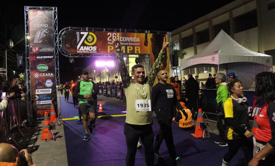 O evento contou com categorias diversificadas, incluindo masculino, feminino, militares, Pessoas com Deficiência (PCDs) e até mesmo uma categoria Kids