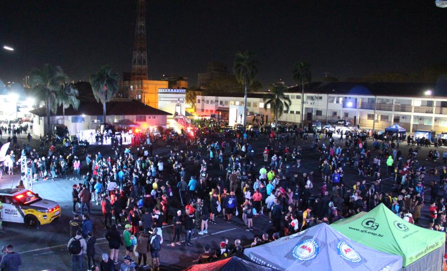 O evento contou com categorias diversificadas, incluindo masculino, feminino, militares, Pessoas com Deficiência (PCDs) e até mesmo uma categoria Kids