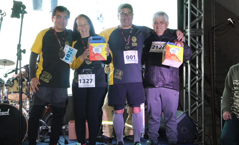 O evento contou com categorias diversificadas, incluindo masculino, feminino, militares, Pessoas com Deficiência (PCDs) e até mesmo uma categoria Kids