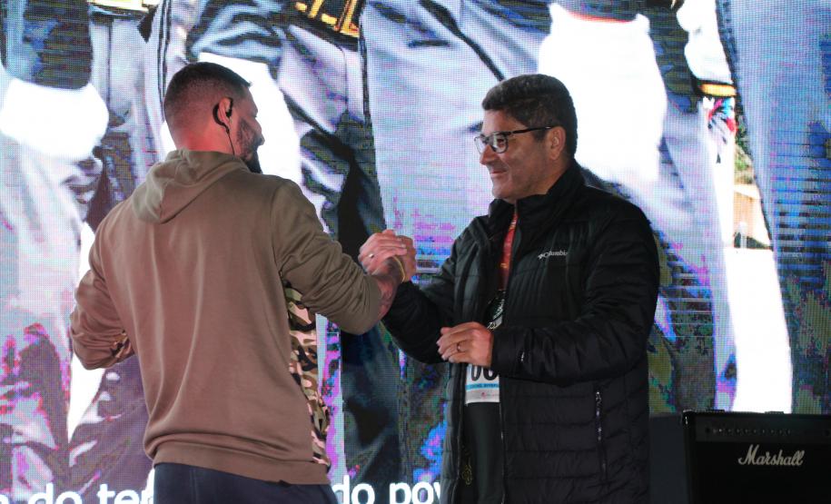 O evento contou com categorias diversificadas, incluindo masculino, feminino, militares, Pessoas com Deficiência (PCDs) e até mesmo uma categoria Kids