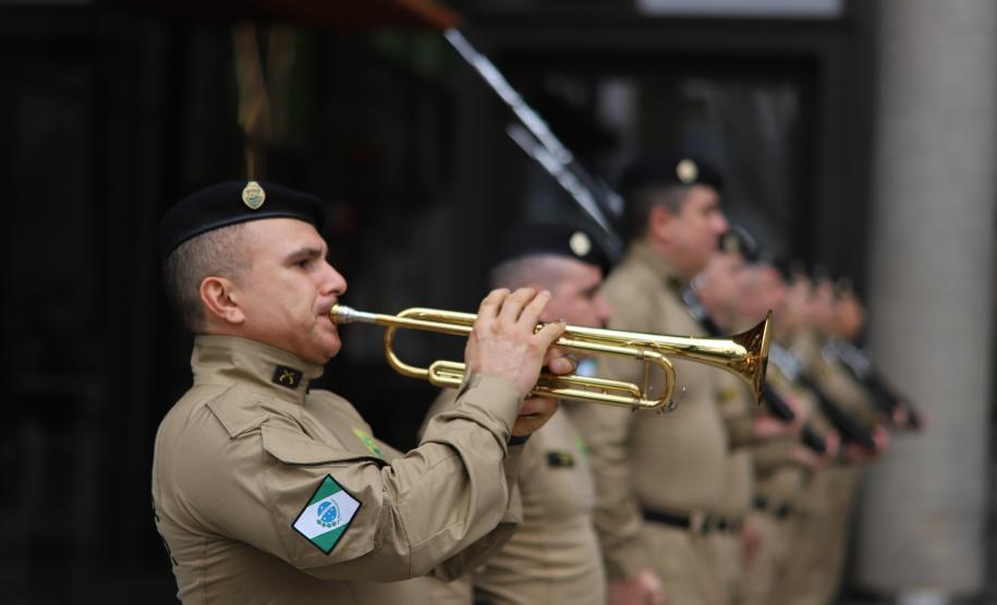 O Coronel André Cristiano Dorecki, que estava à frente do 3º CRPM, transmitiu oficialmente o comando ao Tenente-Coronel Carlos Alberto Rocha