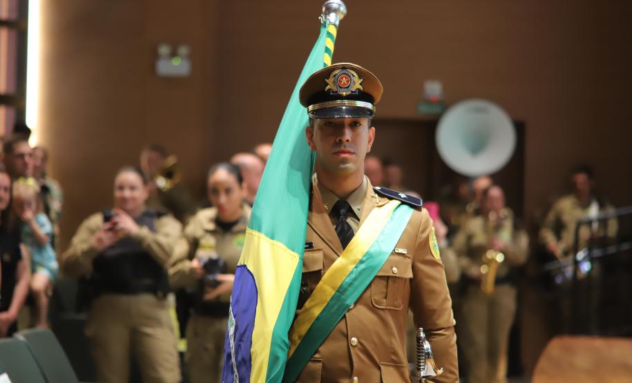 O Coronel André Cristiano Dorecki, que estava à frente do 3º CRPM, transmitiu oficialmente o comando ao Tenente-Coronel Carlos Alberto Rocha