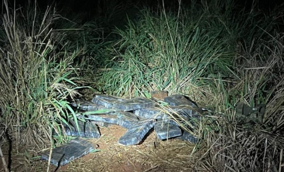 Polícia Militar do Paraná apreende quase três toneladas de maconha em Terra Roxa