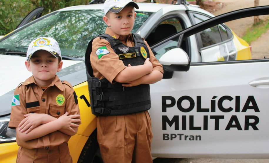 Irmãos Caio e Vinicius
