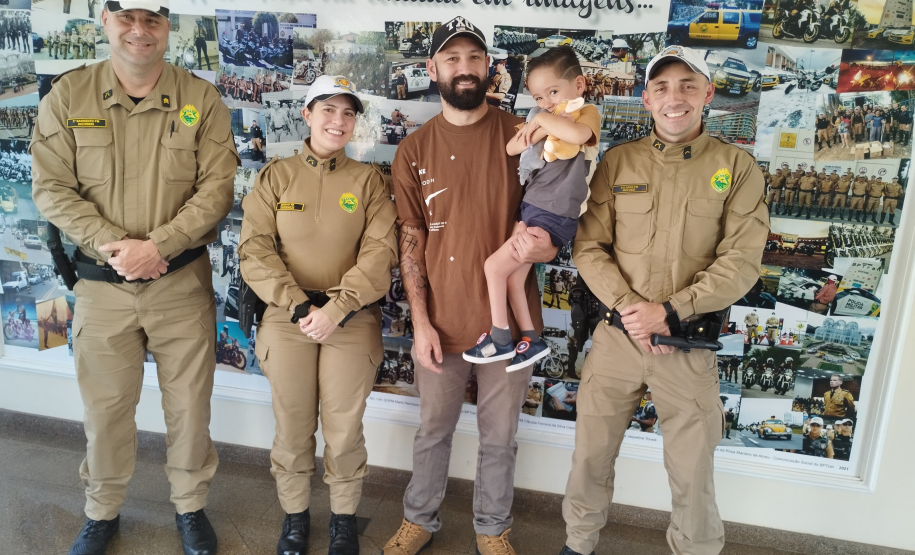 VISITA ESPECIAL AO BATALHÃO DE POLÍCIA DE TRÂNSITO