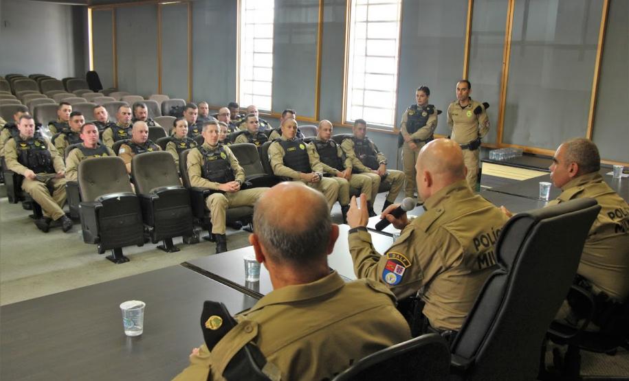 CURSO DE CAPACITAÇÃO EM TECNICAS DE DIREÇÃO POLICIAL DEFENSIVA