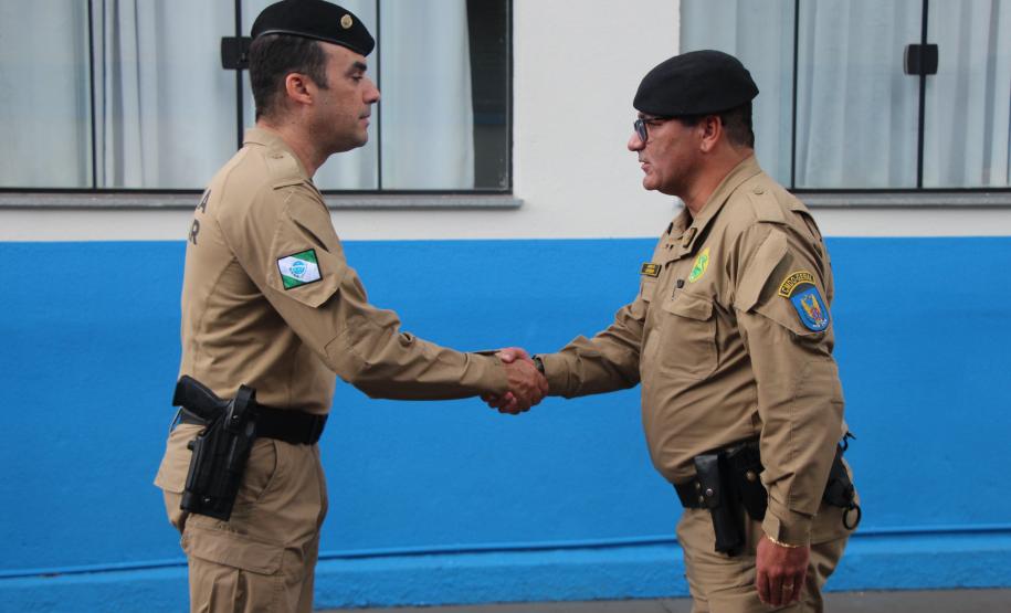 Comandante-geral da PMPR visita 4º Colégio da PM em Maringá