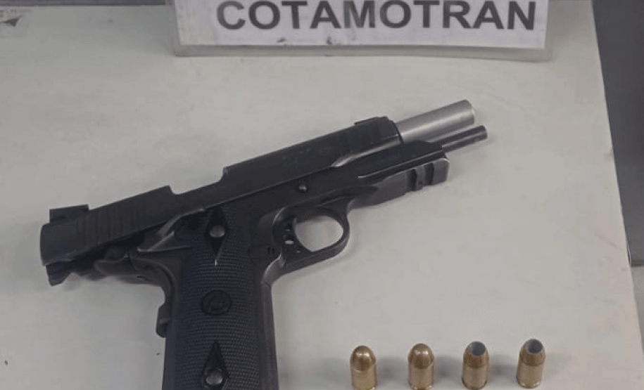 BPTRAN APREENDE ARMA DURANTE BLITZ EM CURITIBA