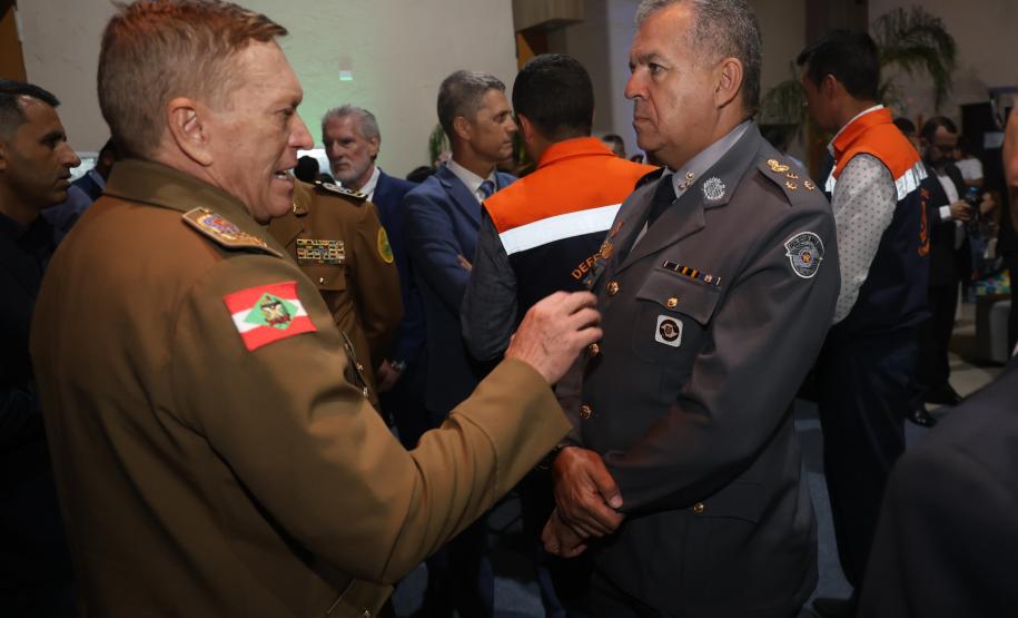 Comandante-Geral da PMPR participa do encontro do COSUD em Santa Catarina