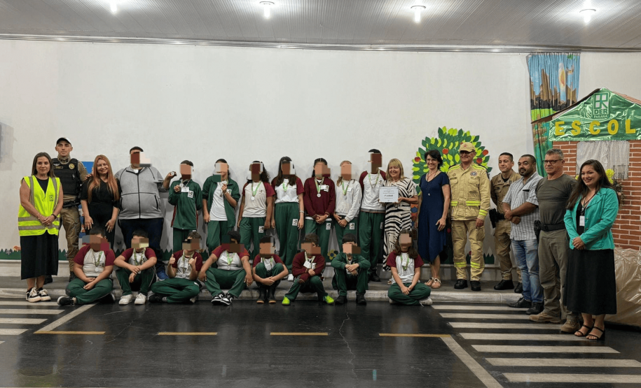 Batalhão de Polícia de Trânsito Participa de Premiação no VII Festival de Paródia do Projeto "De Lacre em Lacre"