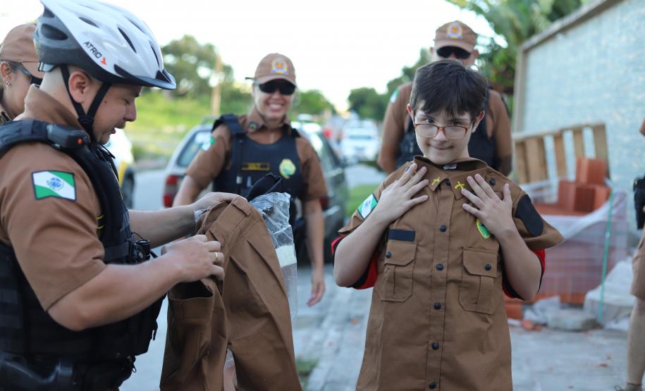 Fã mirim da PMPR ganha festa especial