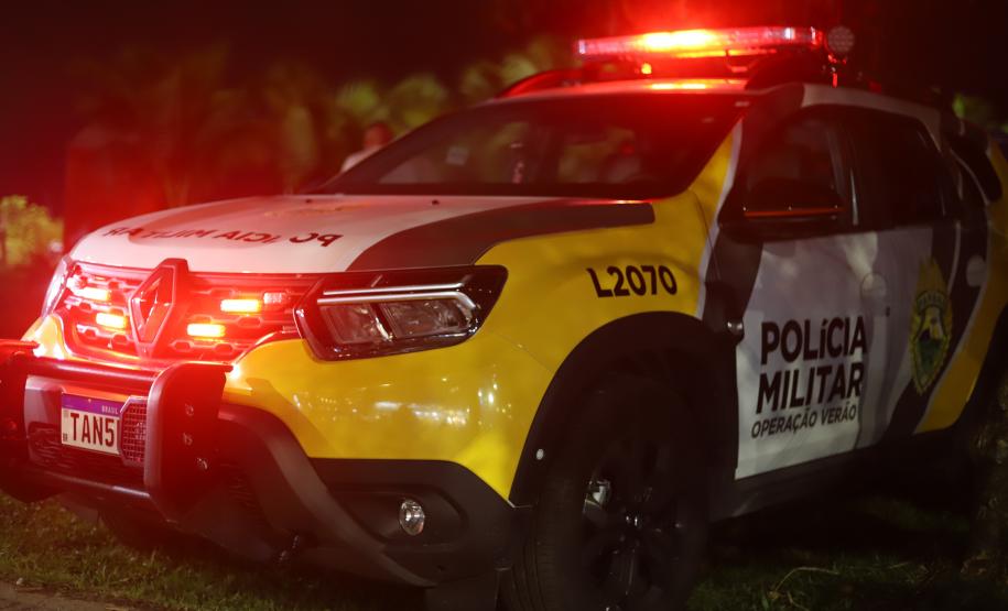 O policiamento ostensivo esteve presente nos locais de maior movimento, como praias, praças e eventos públicos, garantindo a segurança durante os shows e queima de fogos.