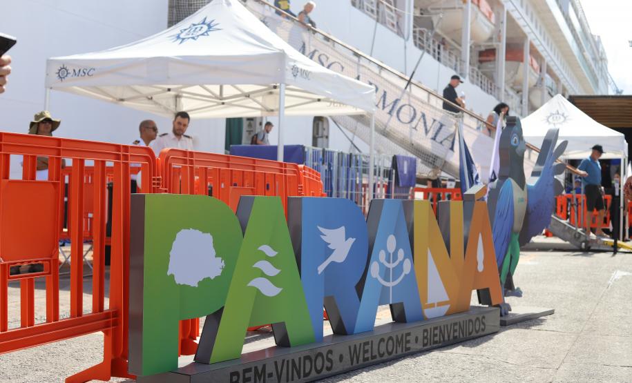 A Polícia Militar do Paraná (PMPR) tem desempenhado um papel essencial nesse contexto, com um planejamento estratégico de segurança